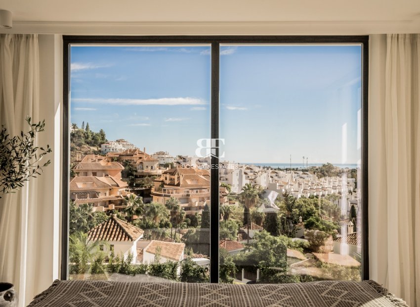 Resale - Villa -
Marbella - Los Naranjos de Marbella