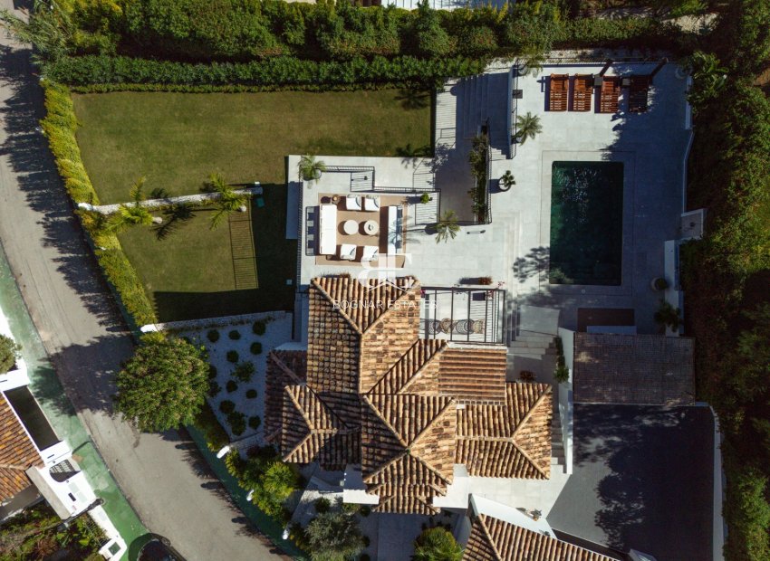 Resale - Villa -
Marbella - Los Naranjos de Marbella
