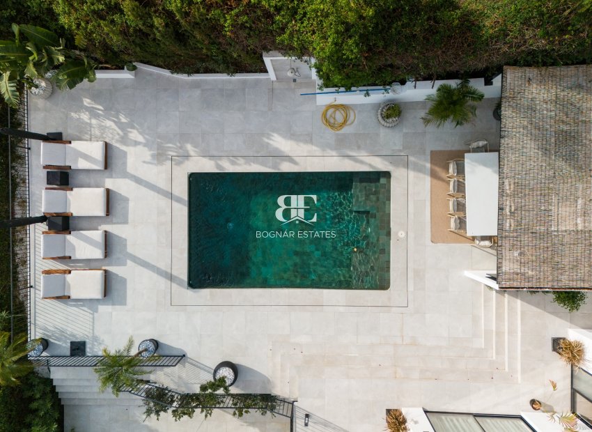 Resale - Villa -
Marbella - Los Naranjos de Marbella