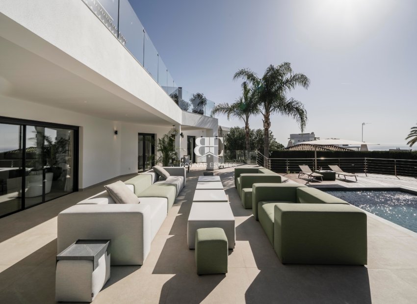 Resale - Villa -
Marbella - Nagueles