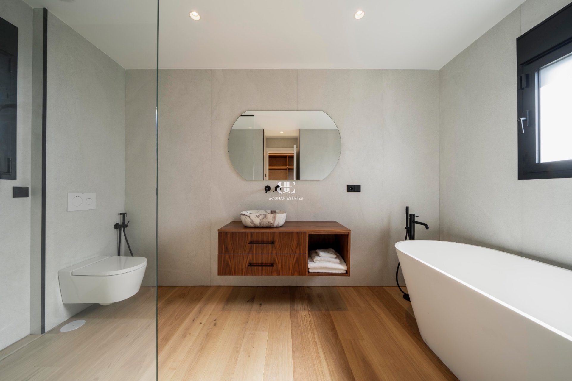 Resale - Villa -
Marbella - Nagueles