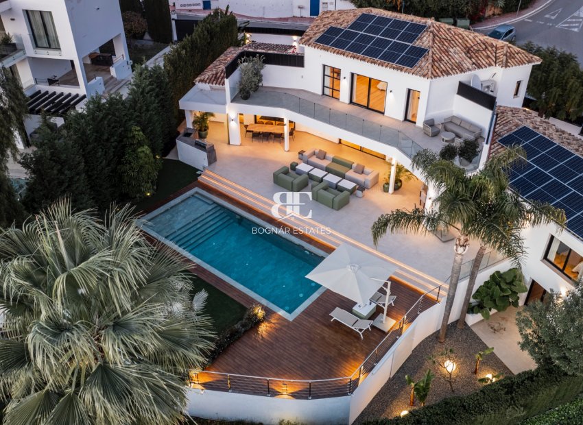 Resale - Villa -
Marbella - Nagueles