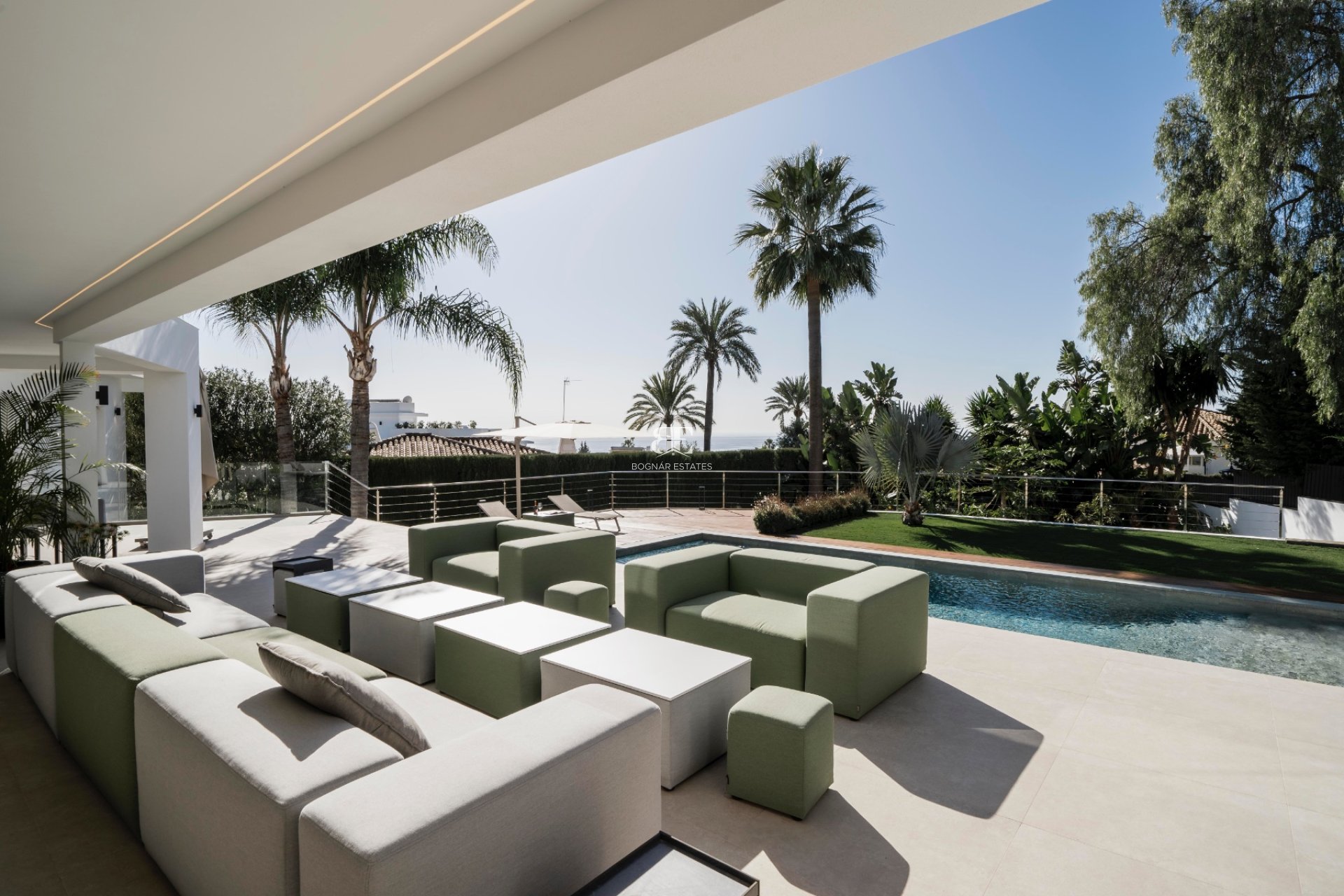 Resale - Villa -
Marbella - Nagueles