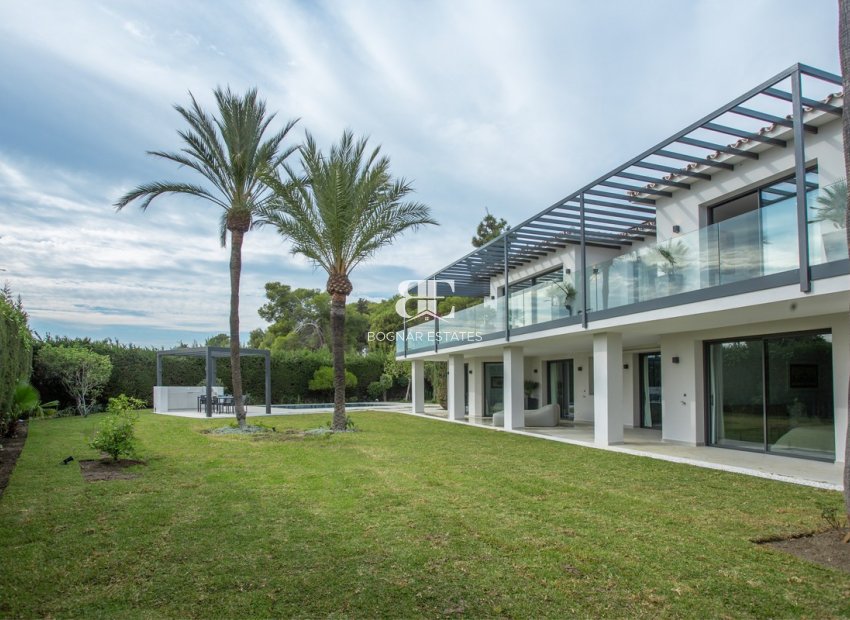 Resale - Villa -
Marbella - Nagueles