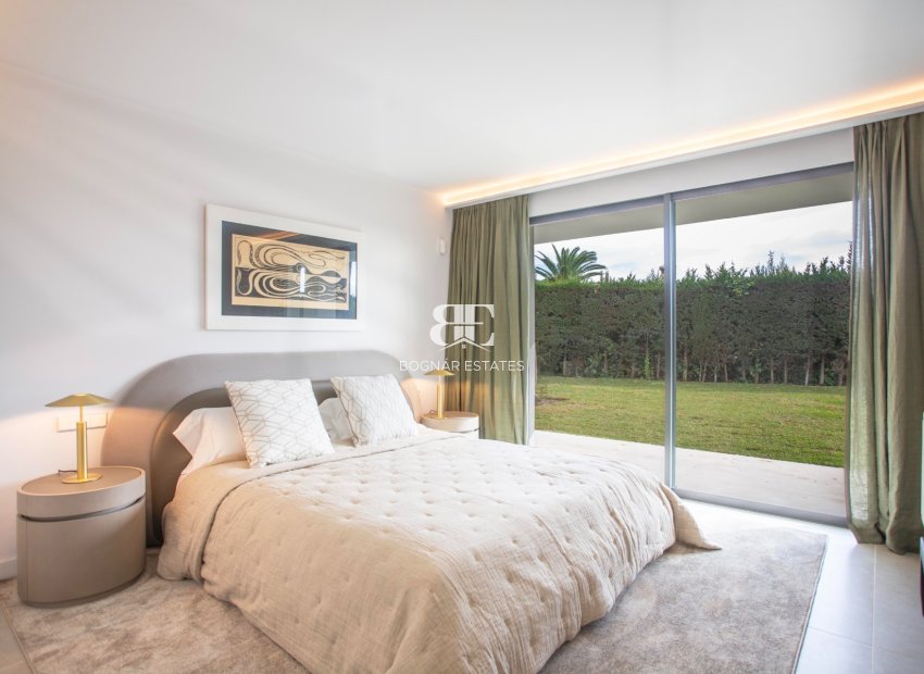 Resale - Villa -
Marbella - Nagueles