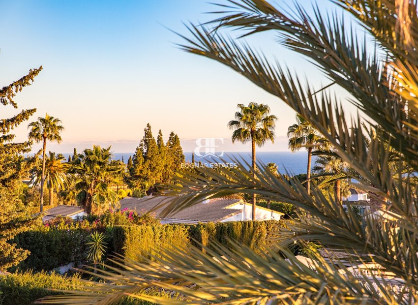 Resale - Villa -
Marbella - Nagueles