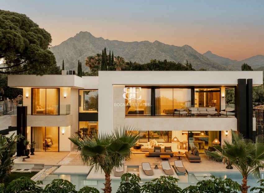 Resale - Villa -
Marbella - Nagueles