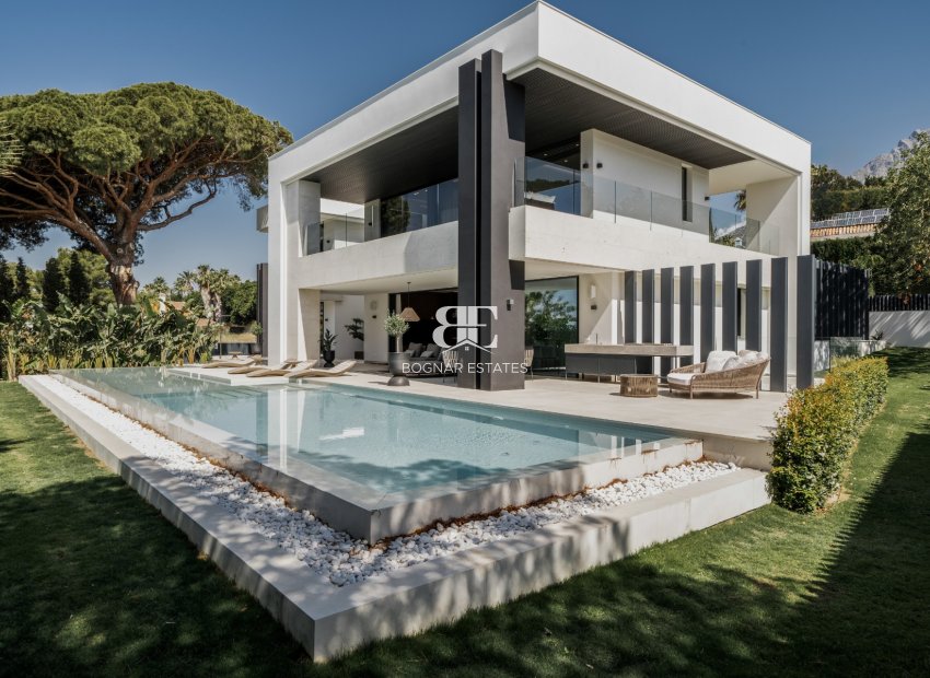 Resale - Villa -
Marbella - Nagueles