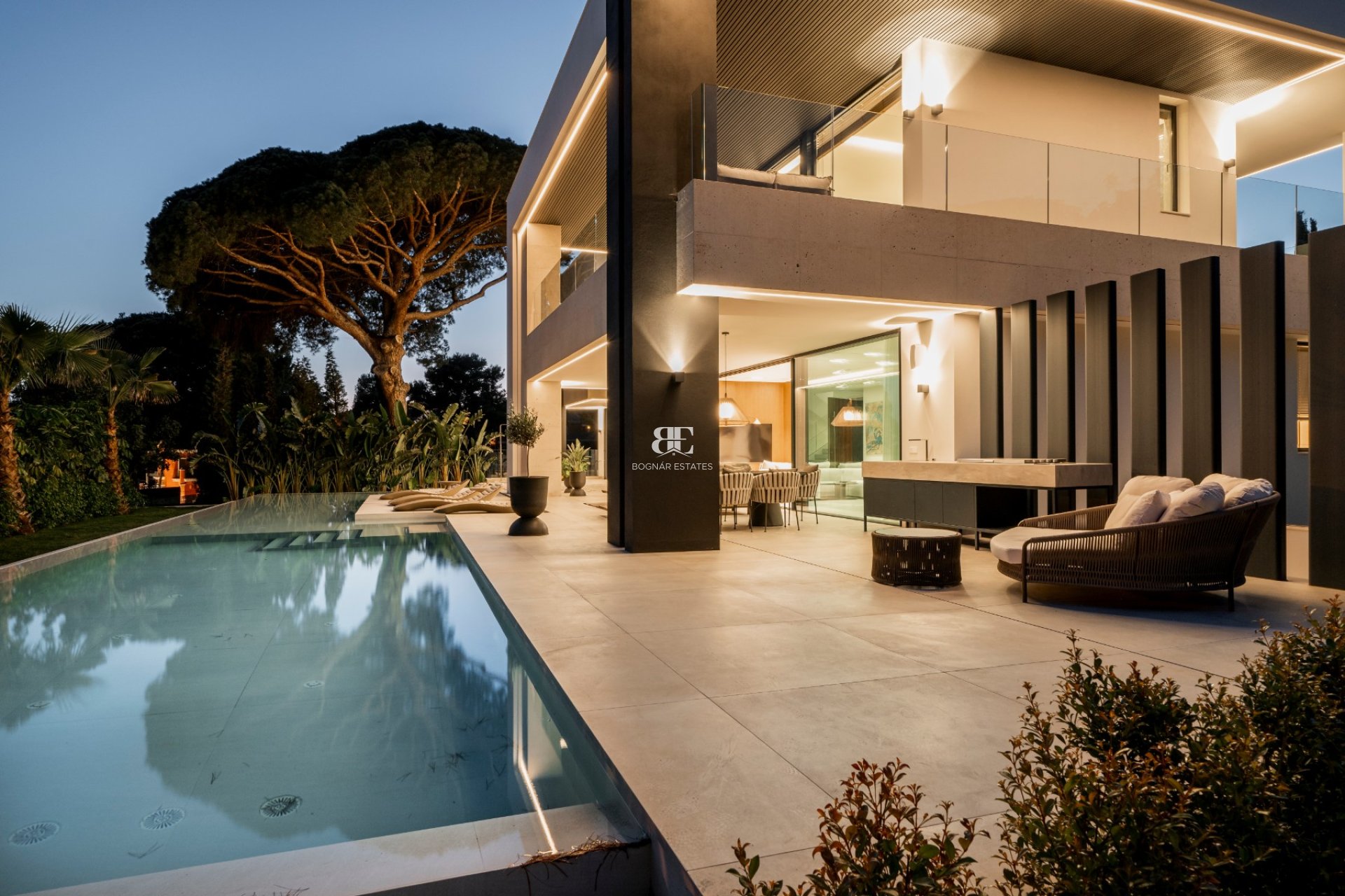 Resale - Villa -
Marbella - Nagueles