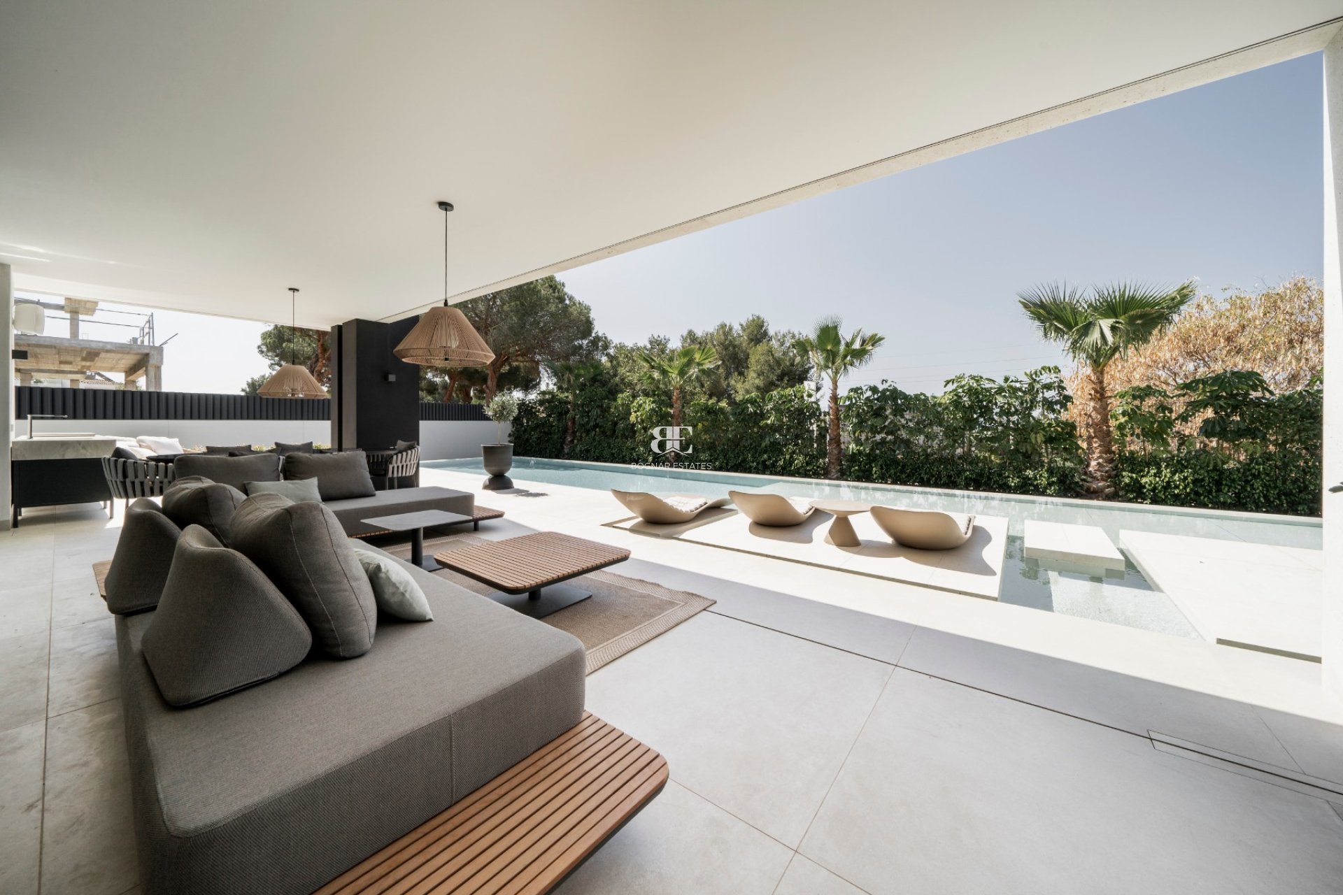 Resale - Villa -
Marbella - Nagueles