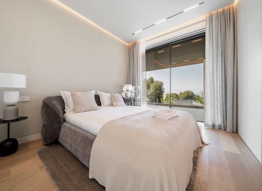 Resale - Villa -
Marbella - Nagueles