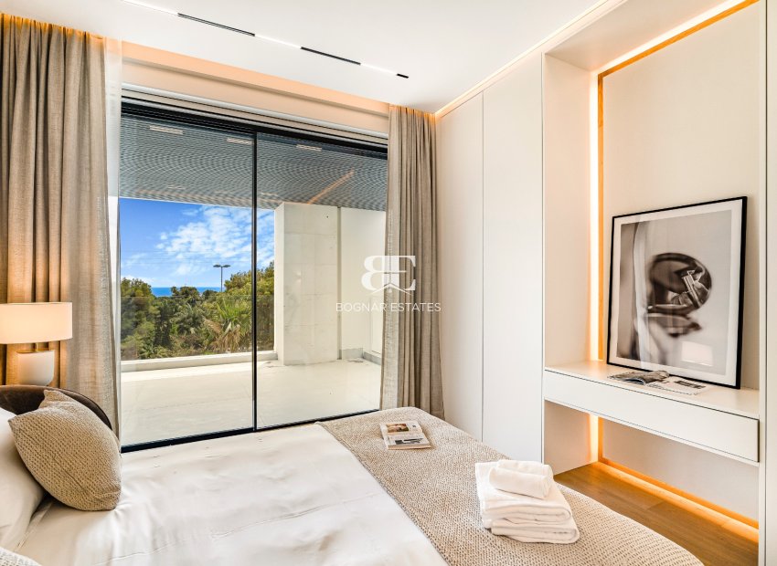 Resale - Villa -
Marbella - Nagueles