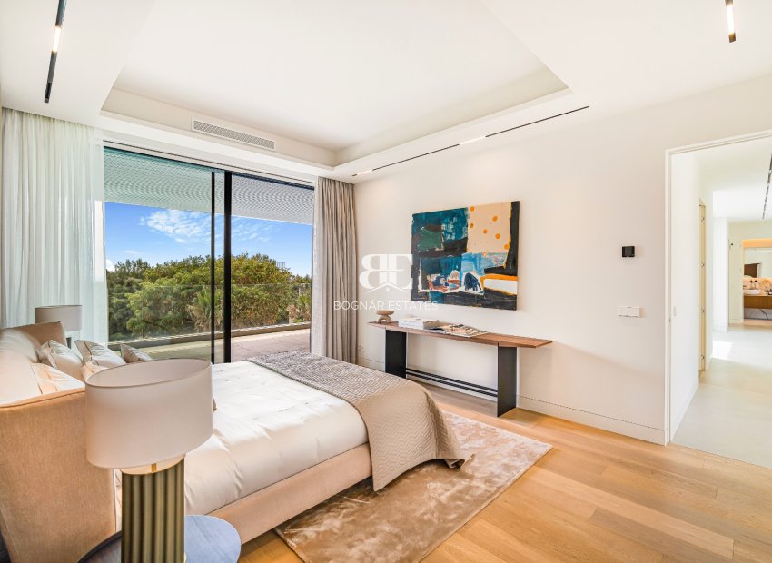 Resale - Villa -
Marbella - Nagueles