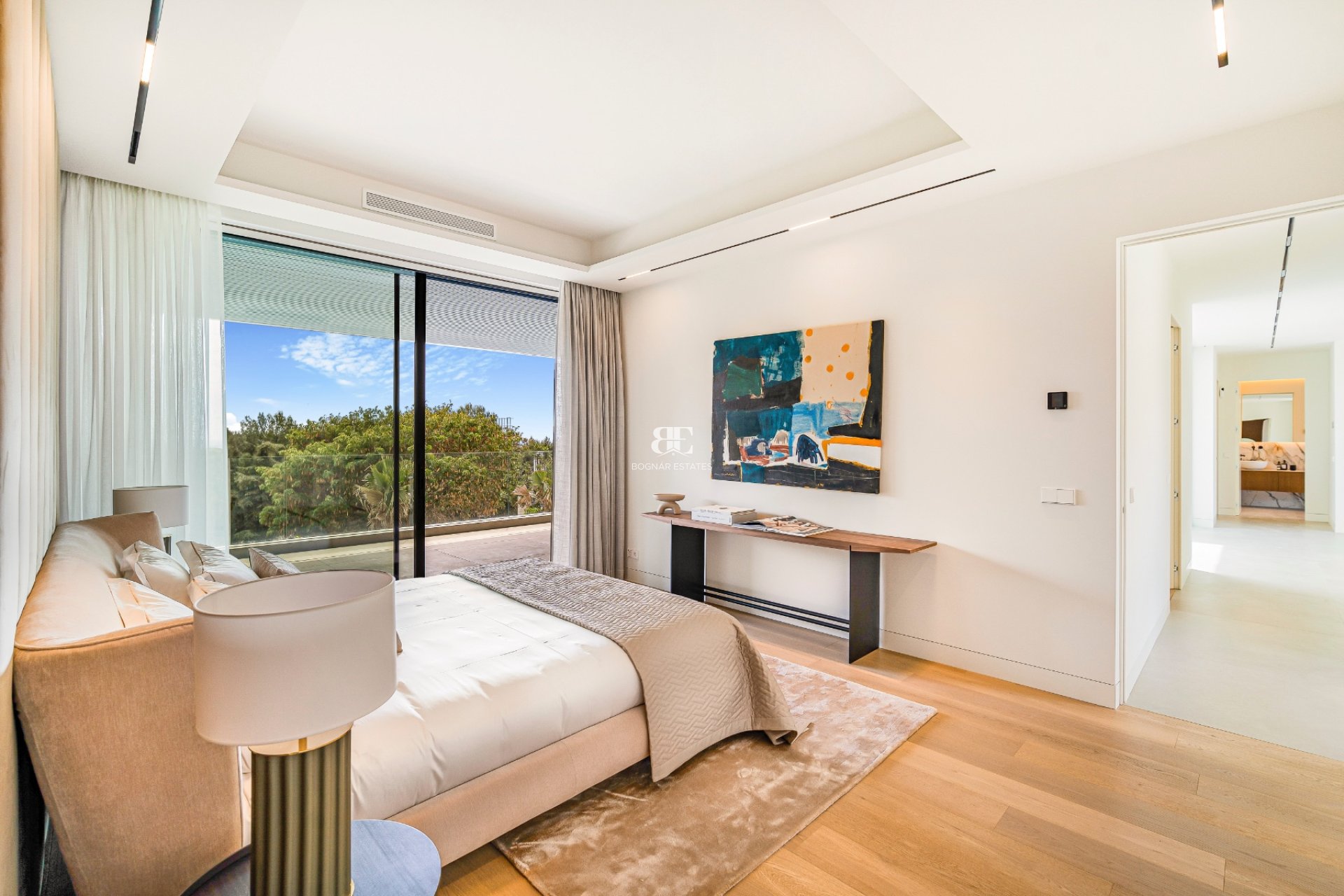 Resale - Villa -
Marbella - Nagueles