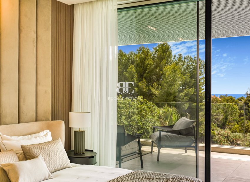 Resale - Villa -
Marbella - Nagueles