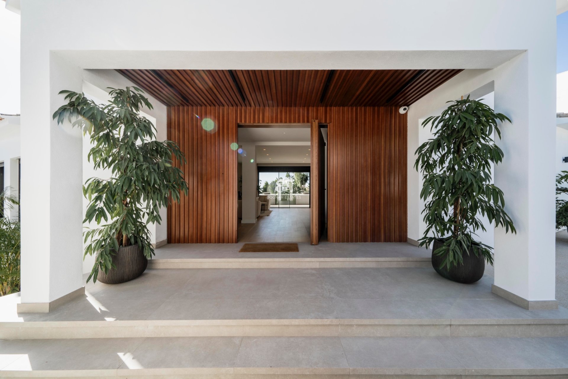 Resale - Villa -
Marbella - Nagueles