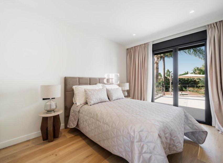 Resale - Villa -
Marbella - Nagueles