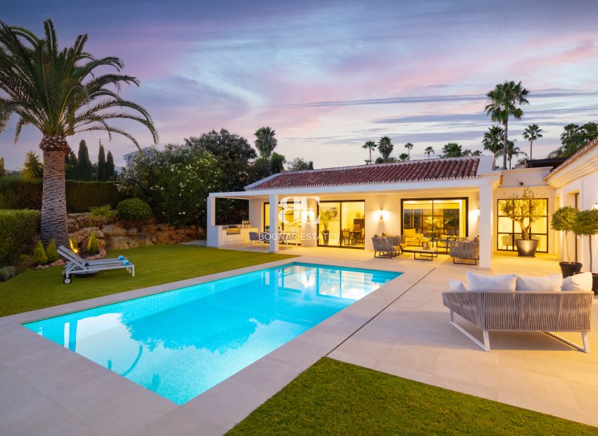 Resale - Villa -
Marbella - Nueva Andalucía