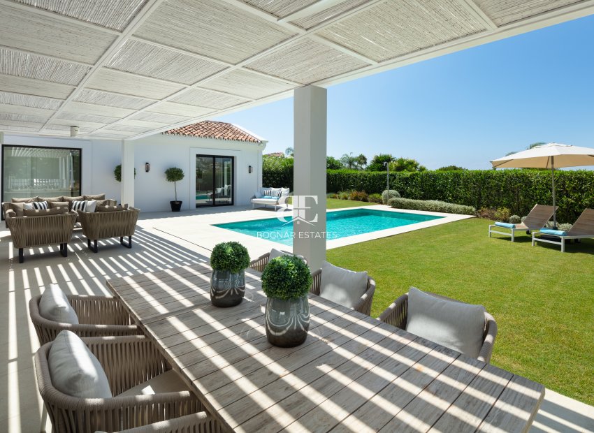 Resale - Villa -
Marbella - Nueva Andalucía