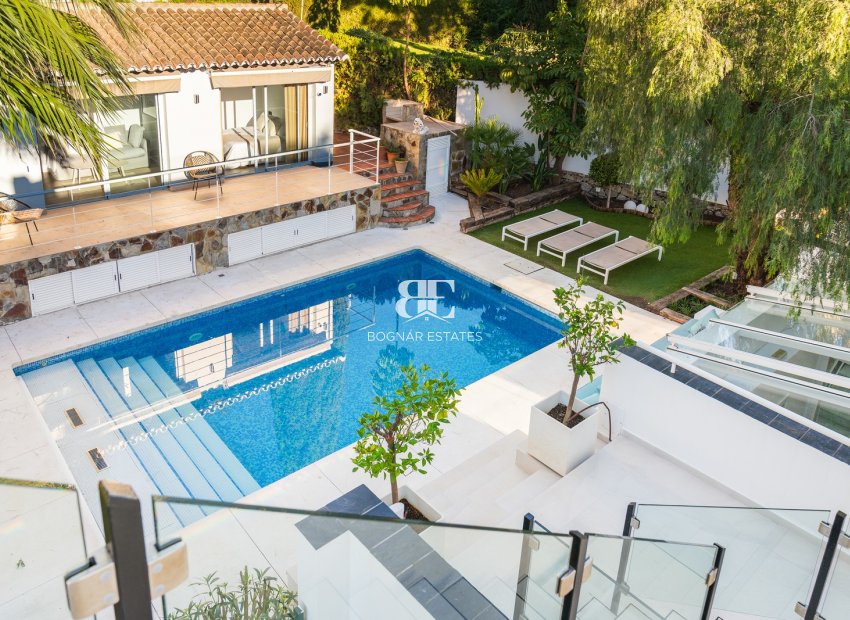 Resale - Villa -
Marbella - Nueva Andalucía