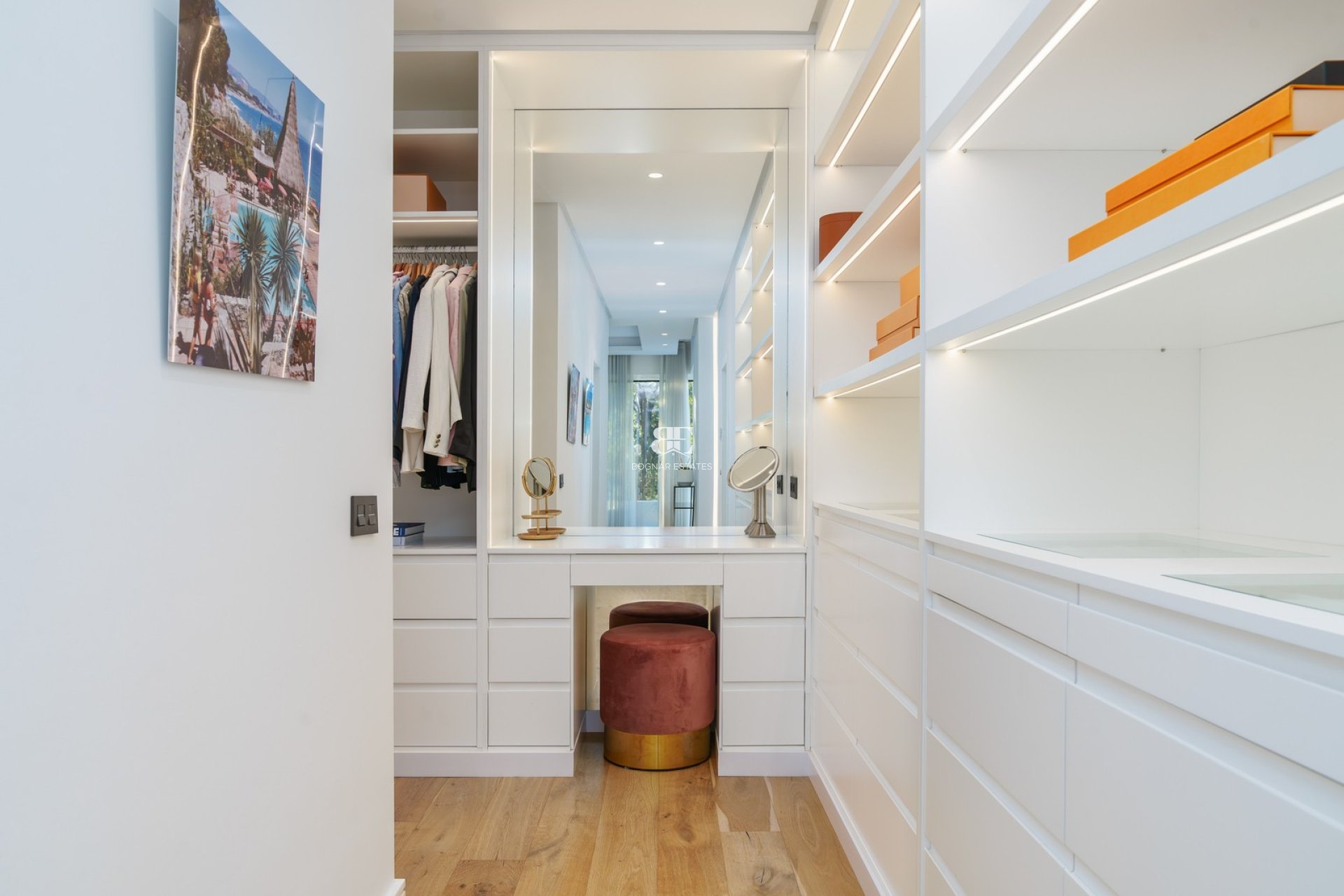 Resale - Villa -
Marbella - Nueva Andalucía