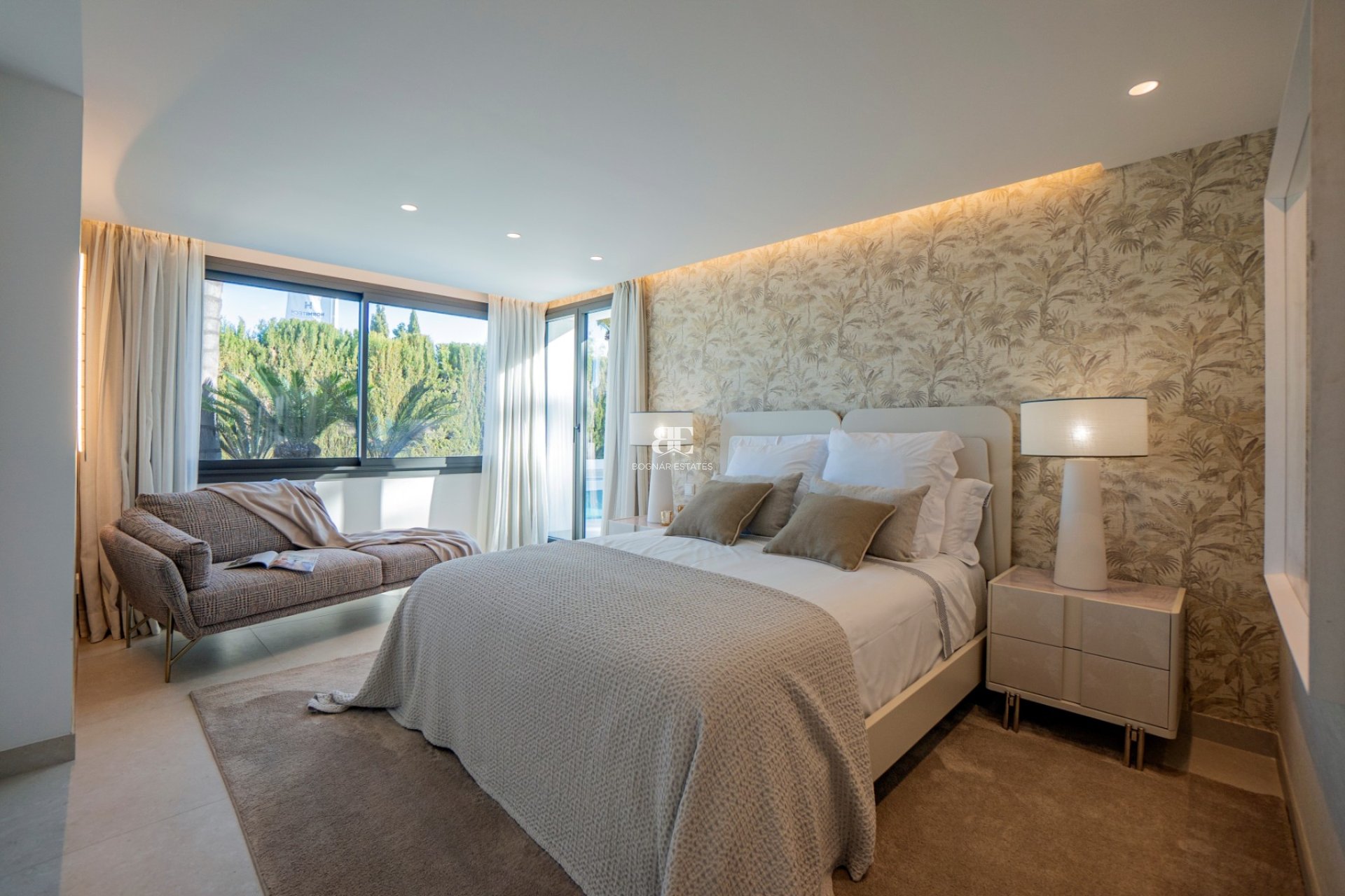 Resale - Villa -
Marbella - Nueva Andalucía
