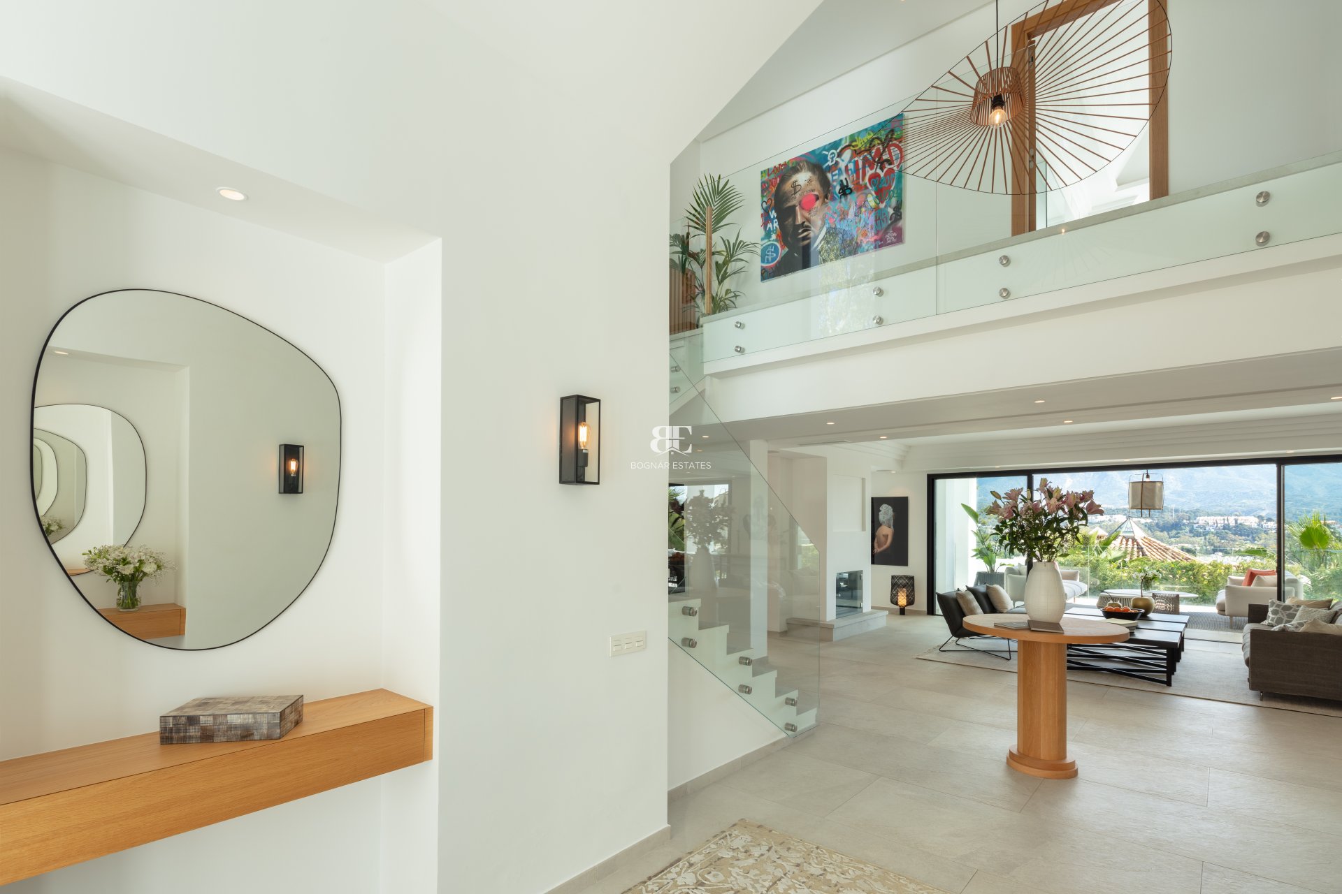 Resale - Villa -
Marbella - Nueva Andalucía