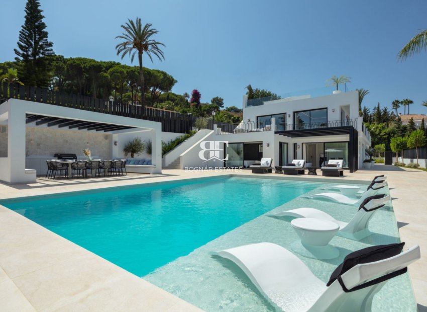 Resale - Villa -
Marbella - Nueva Andalucía