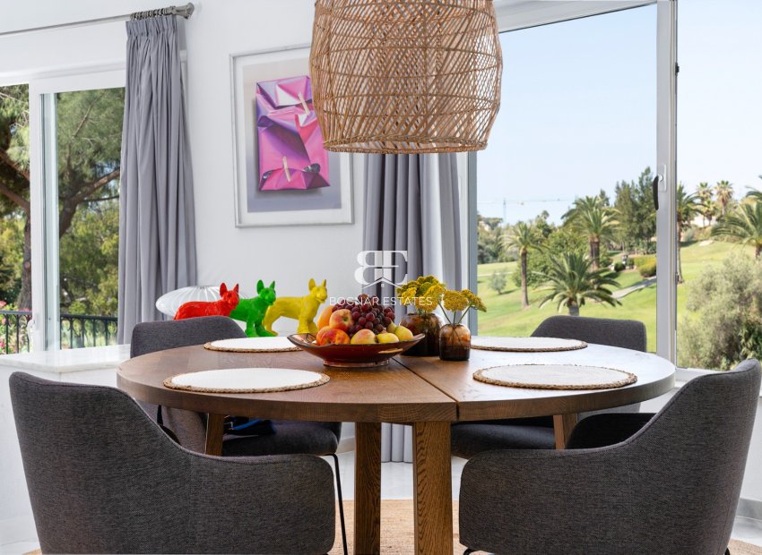 Resale - Villa -
Marbella - Nueva Andalucía