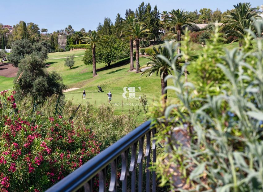 Resale - Villa -
Marbella - Nueva Andalucía
