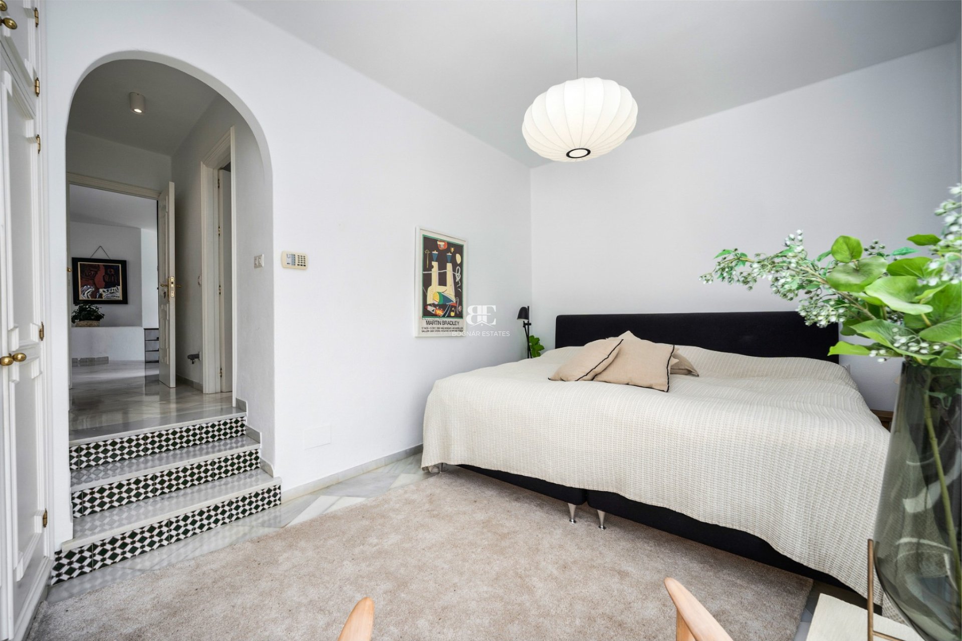 Resale - Villa -
Marbella - Nueva Andalucía