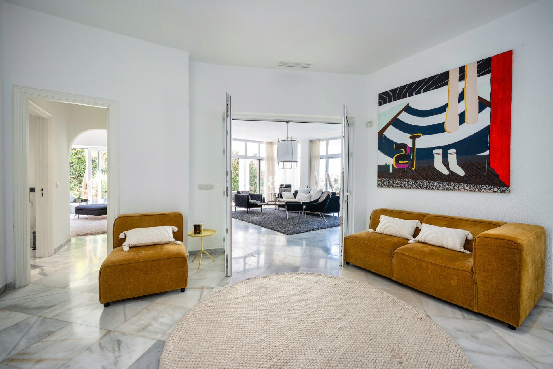 Resale - Villa -
Marbella - Nueva Andalucía