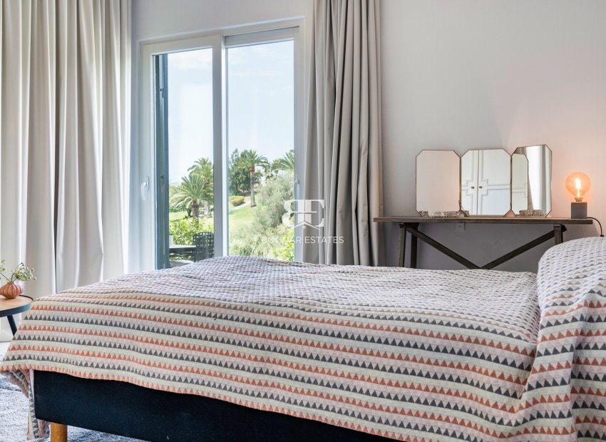 Resale - Villa -
Marbella - Nueva Andalucía