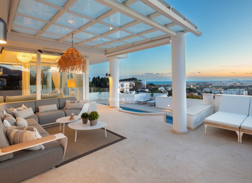 Resale - Villa -
Marbella - Nueva Andalucía