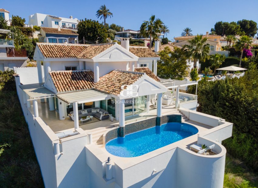 Resale - Villa -
Marbella - Nueva Andalucía