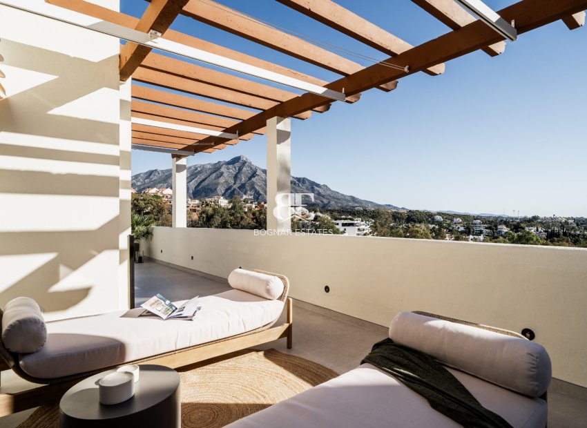 Resale - Villa -
Marbella - Nueva Andalucía