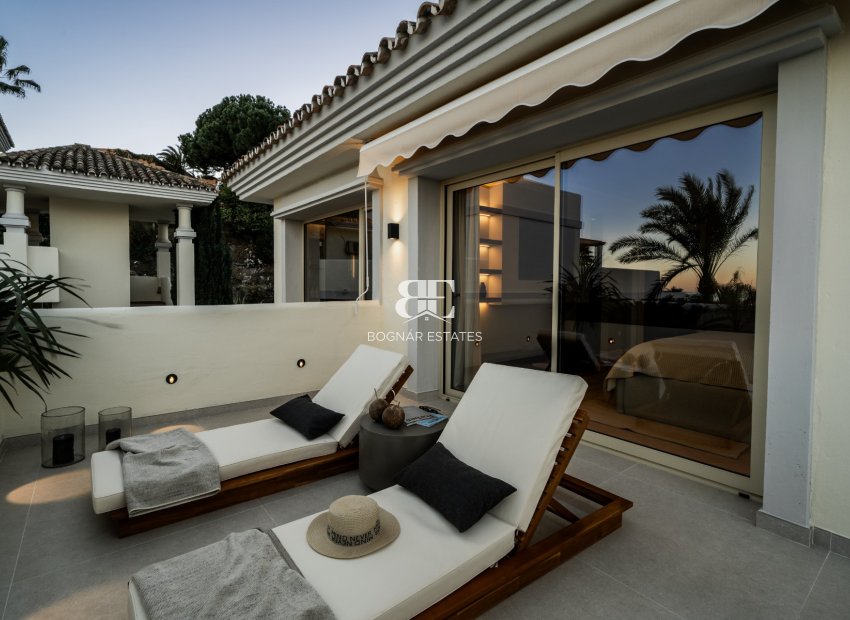 Resale - Villa -
Marbella - Nueva Andalucía