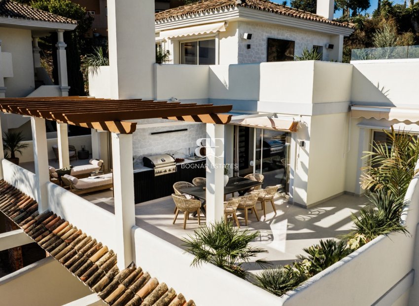 Resale - Villa -
Marbella - Nueva Andalucía