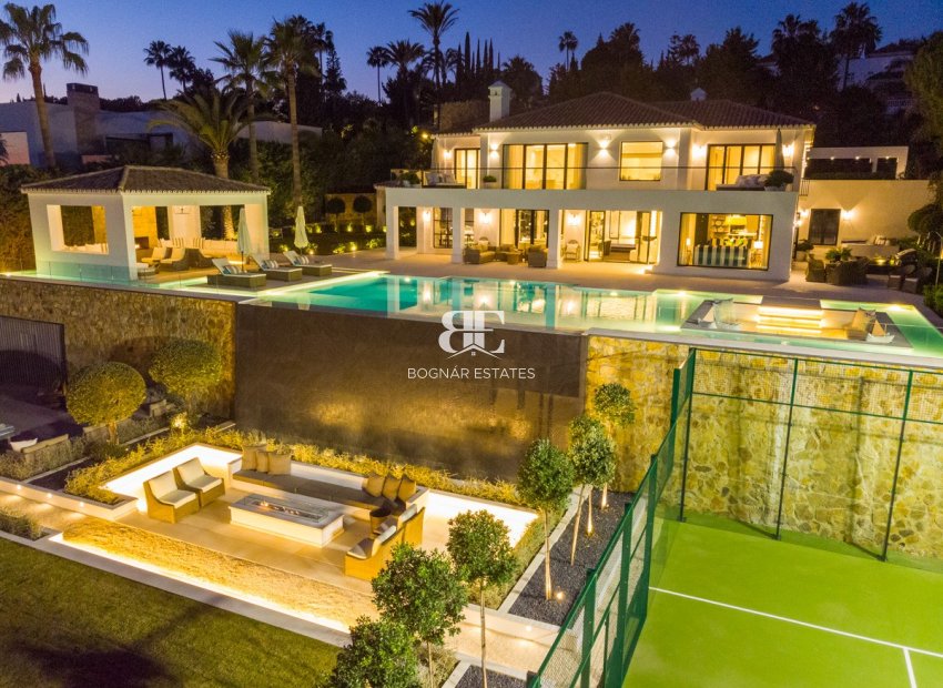Resale - Villa -
Marbella - Nueva Andalucía