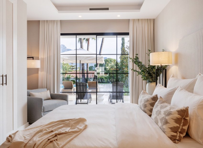Resale - Villa -
Marbella - Nueva Andalucía