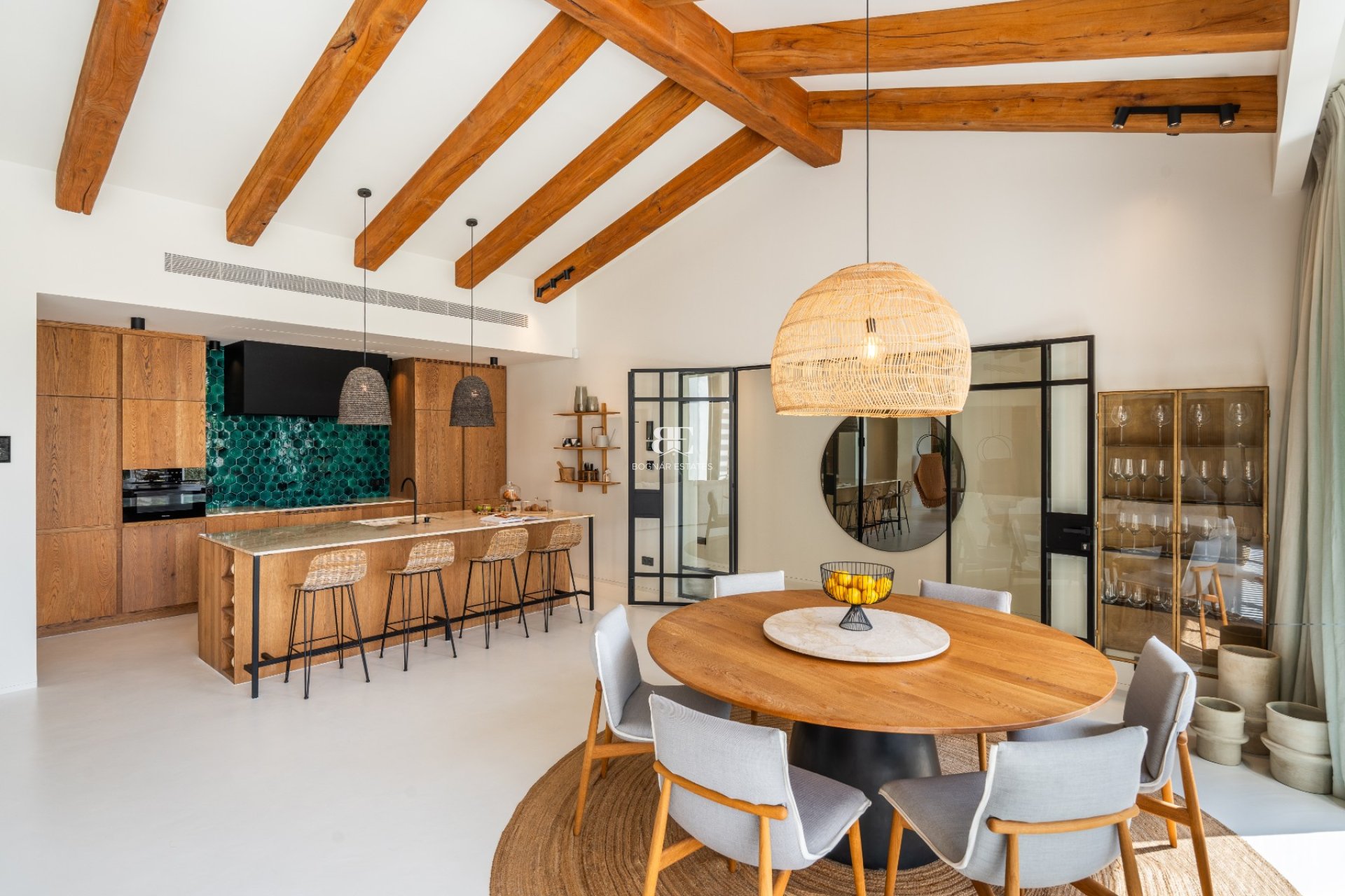 Resale - Villa -
Marbella - Nueva Andalucía