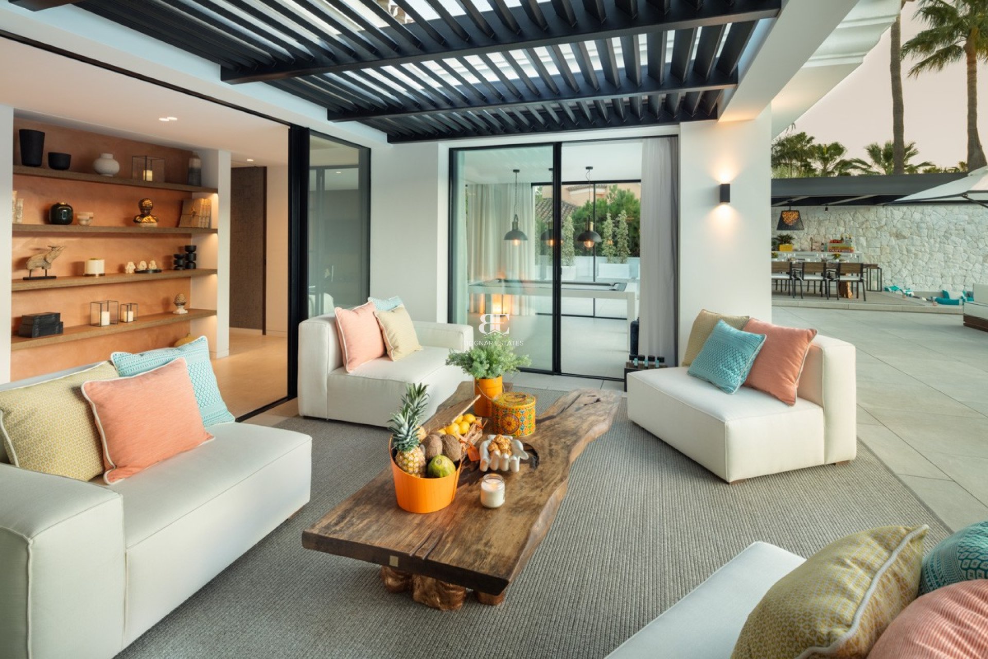 Resale - Villa -
Marbella - Nueva Andalucía