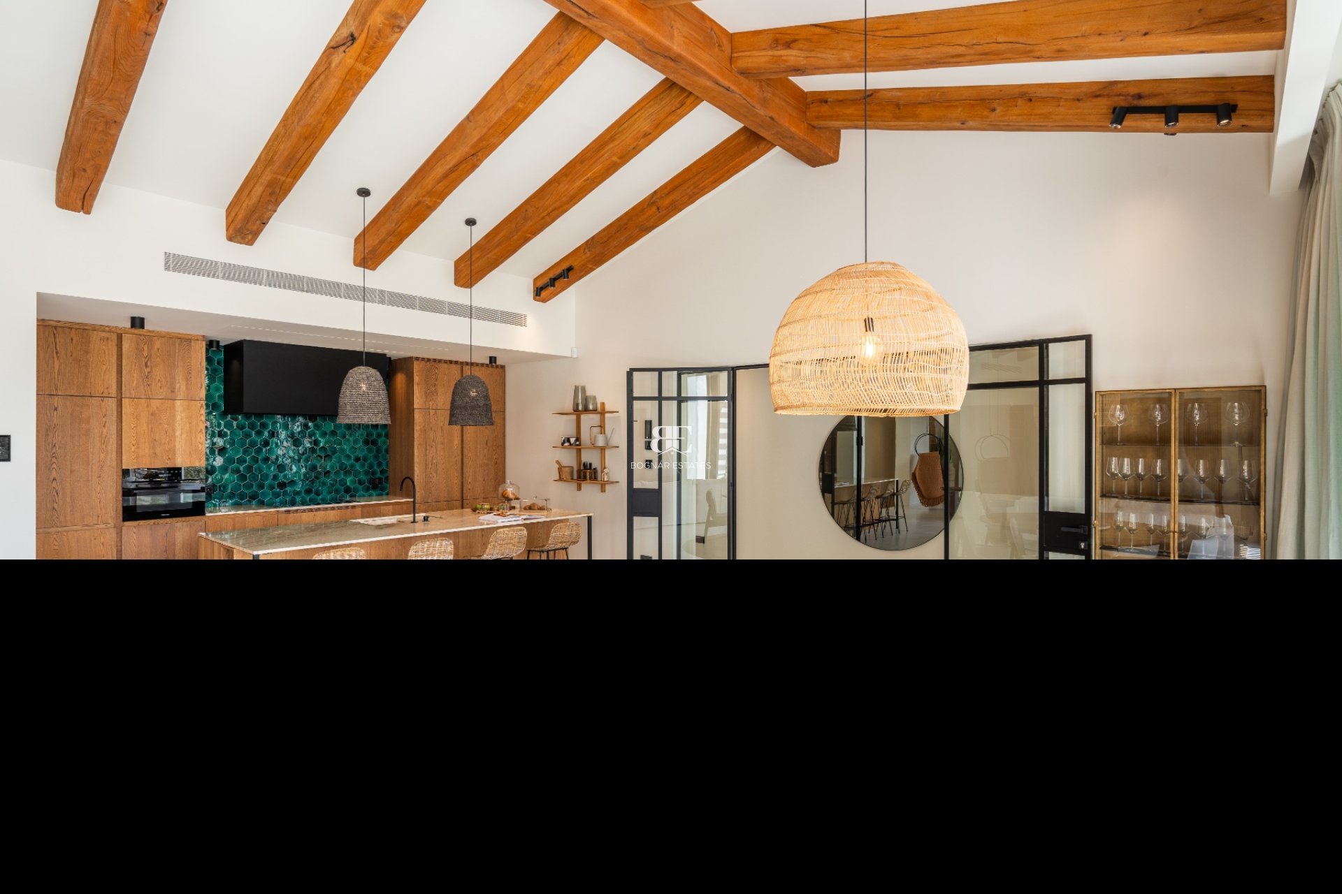 Resale - Villa -
Marbella - Nueva Andalucía
