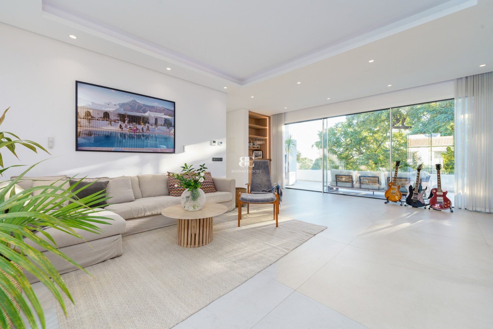 Resale - Villa -
Marbella - Nueva Andalucía