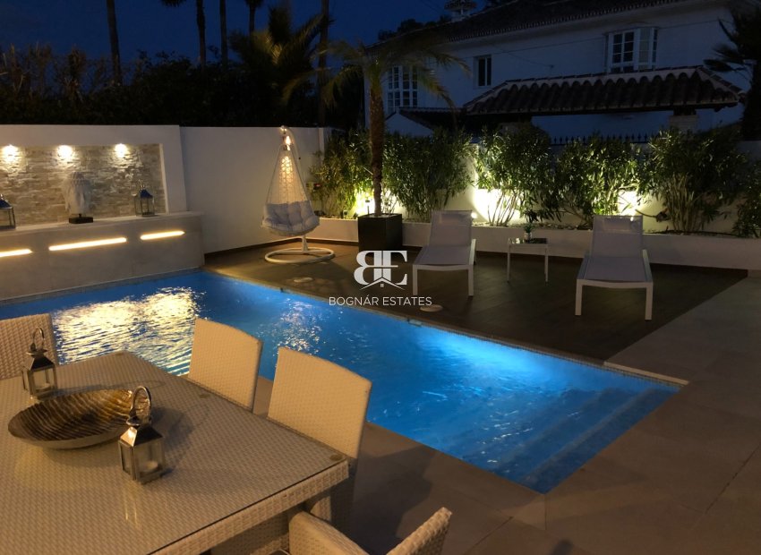 Resale - Villa -
Marbella - San Pedro de Alcantara