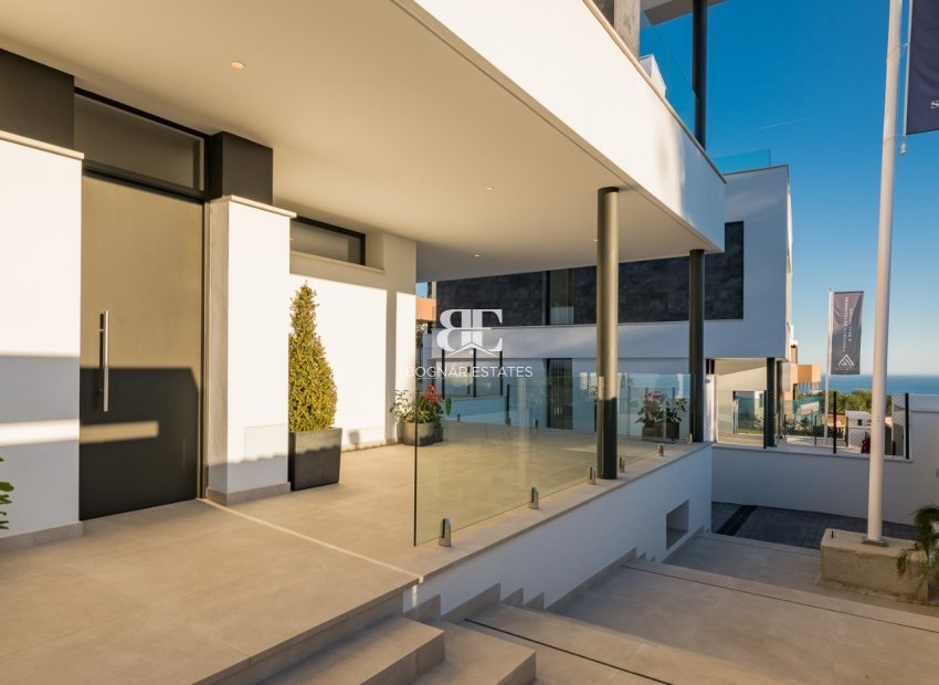 Resale - Villa -
Marbella - Sierra Blanca