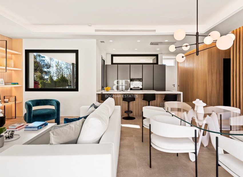 Resale - Villa -
Marbella - Sierra Blanca