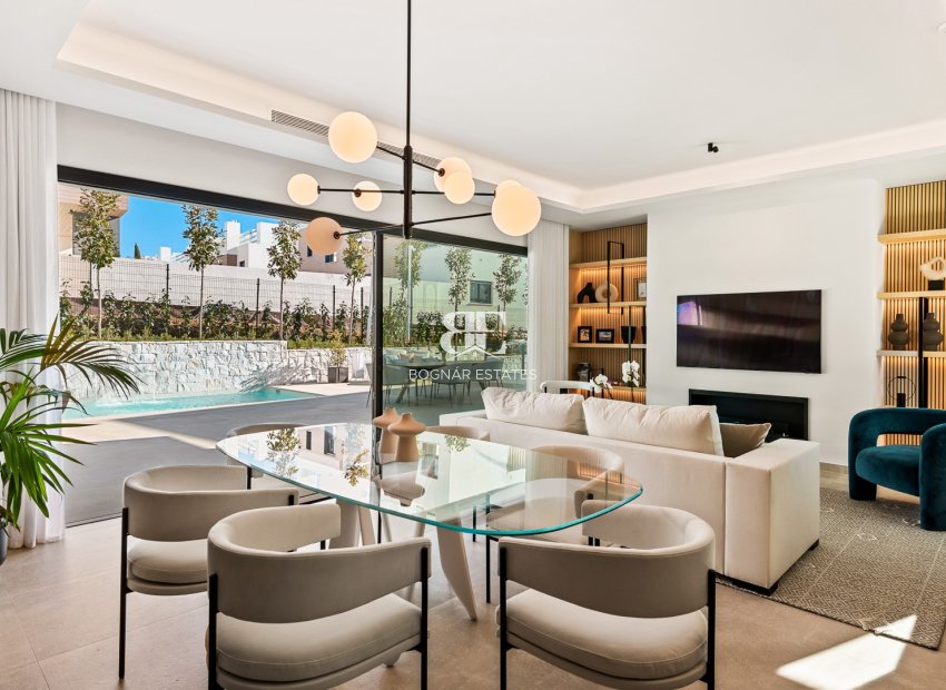 Resale - Villa -
Marbella - Sierra Blanca