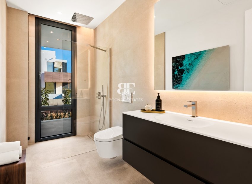 Resale - Villa -
Marbella - Sierra Blanca