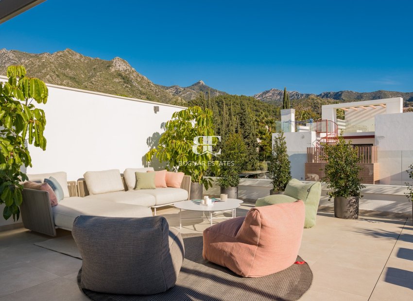 Resale - Villa -
Marbella - Sierra Blanca